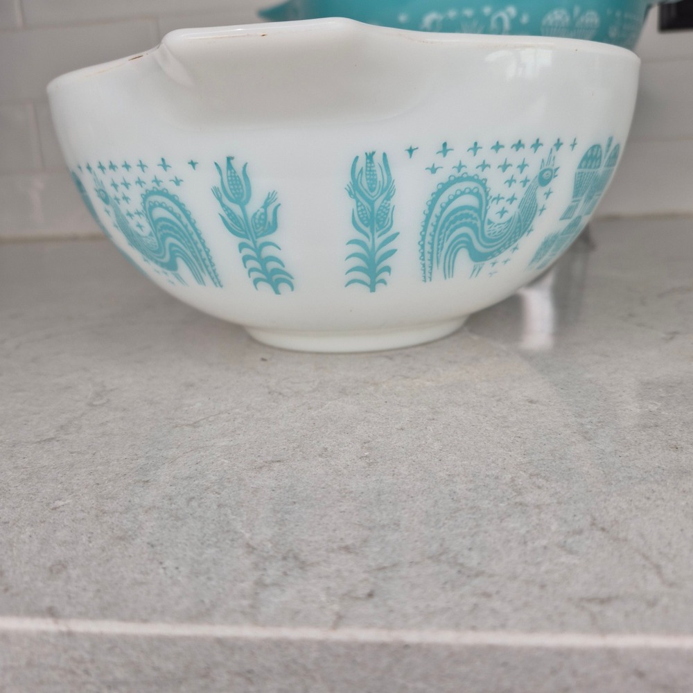 Pyrex Mixing Bowls Butterprint Amish 3 Piece Set Turquoise White - Picture 12 of 16